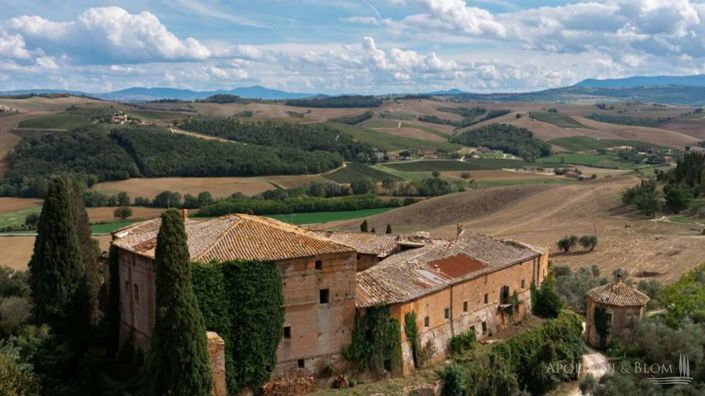 Image No.26-Châteaux de 10 chambres à vendre à Montalcino