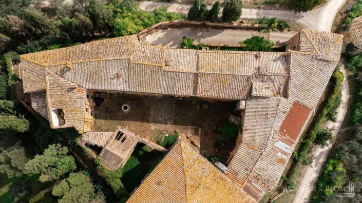 Image No.27-Châteaux de 10 chambres à vendre à Montalcino