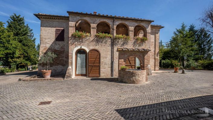 Image No.14-Appartement de 11 chambres à vendre à Siena