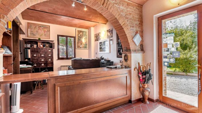 Image No.19-Appartement de 11 chambres à vendre à Siena