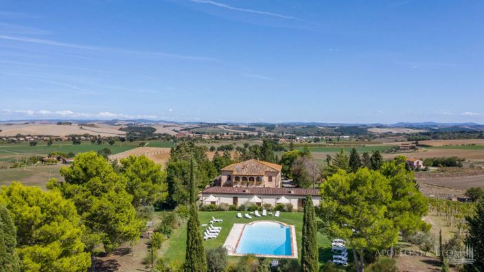 Image No.9-Appartement de 11 chambres à vendre à Siena