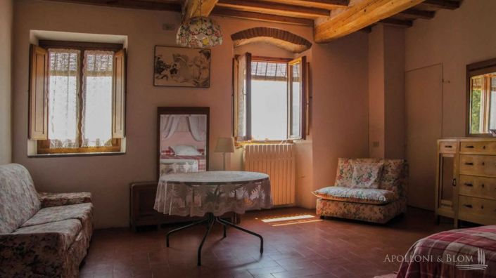 Image No.15-11 Bed Apartment for sale