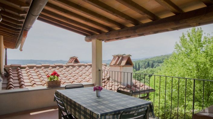 Image No.21-11 Bed Apartment for sale