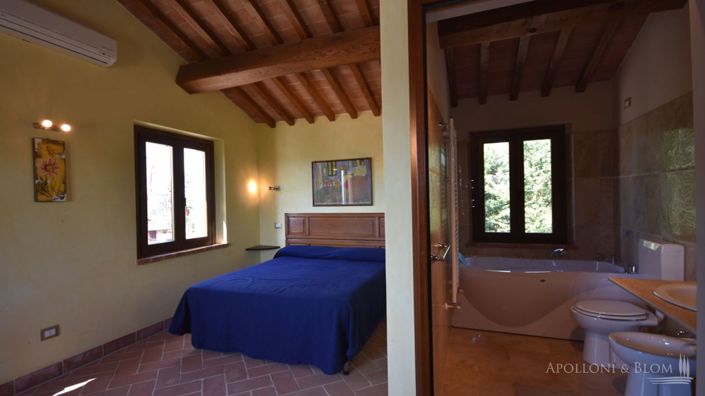 Image No.17-21 Bed Apartment for sale