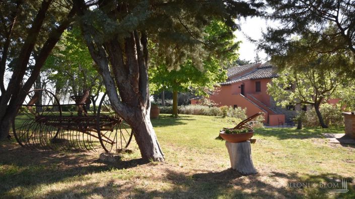 Image No.23-21 Bed Apartment for sale