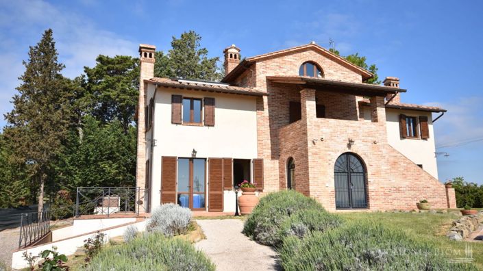 Image No.5-21 Bed Apartment for sale