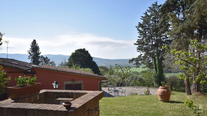 Image No.19-16 Bed Apartment for sale