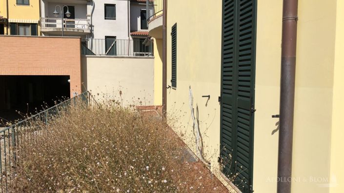 Image No.25-2 Bed Apartment for sale