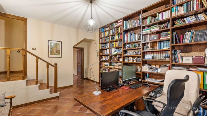 Image No.21-3 Bed Apartment for sale