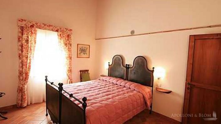 Image No.13-11 Bed Apartment for sale