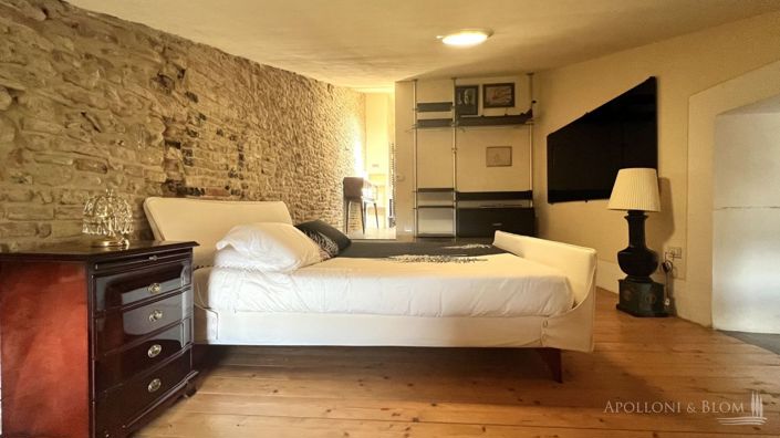 Image No.17-2 Bed Apartment for sale