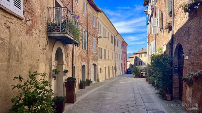 Image No.20-2 Bed Apartment for sale