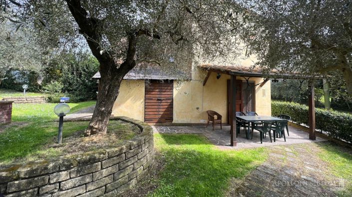 Image No.19-3 Bed Country House for sale