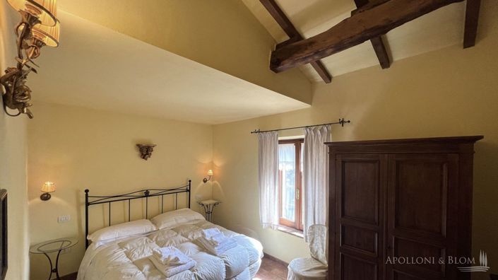 Image No.23-3 Bed Country House for sale