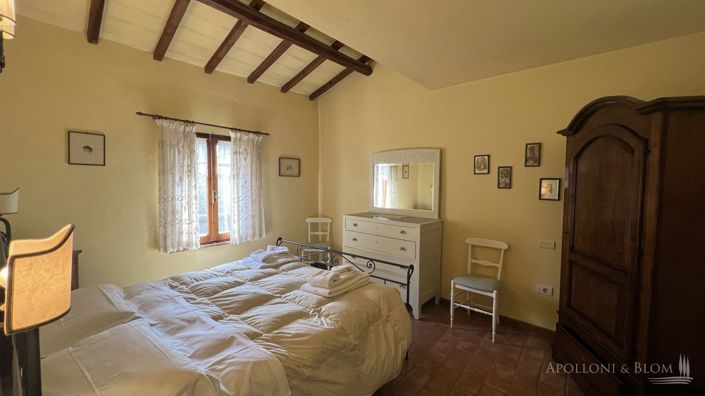 Image No.29-3 Bed Country House for sale