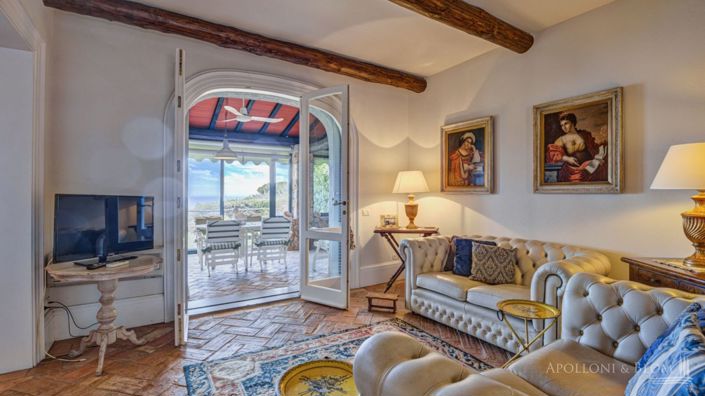 Image No.2-4 Bed Apartment for sale