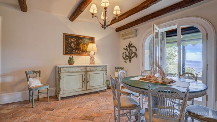 Image No.8-4 Bed Apartment for sale