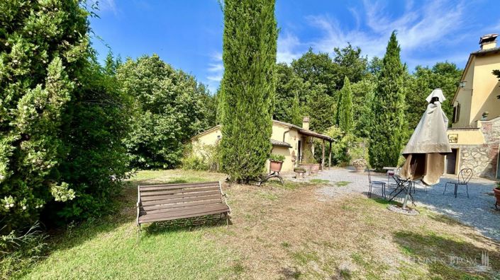 Image No.19-8 Bed Apartment for sale