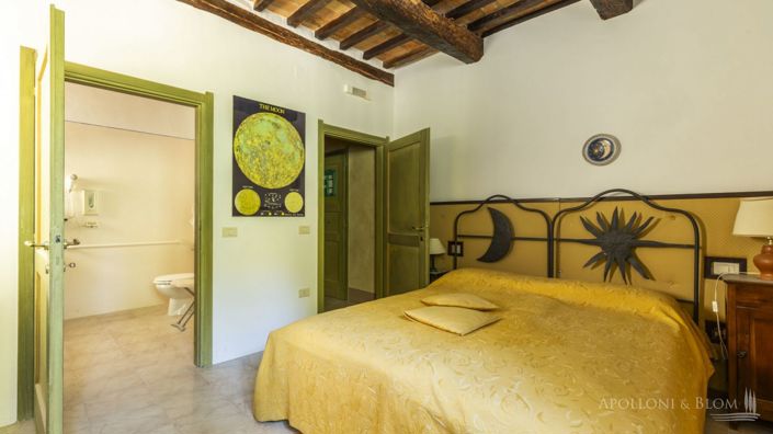 Image No.6-Appartement de 8 chambres à vendre à Sarteano