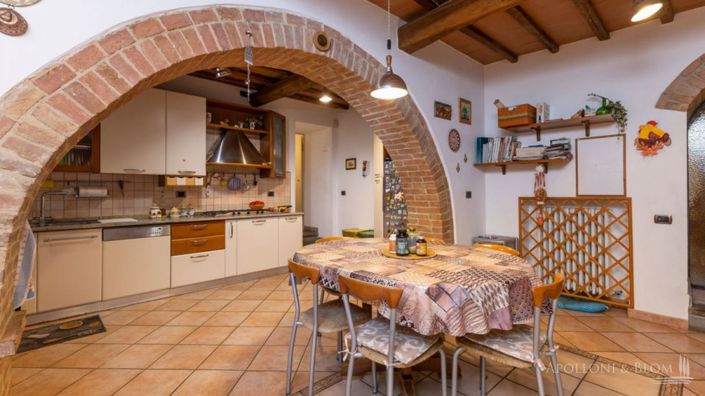 Image No.10-Appartement de 5 chambres à vendre à Siena