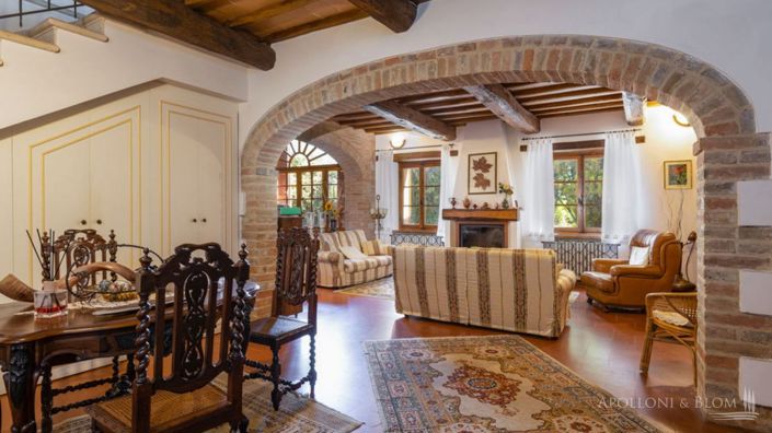 Image No.2-Appartement de 5 chambres à vendre à Siena