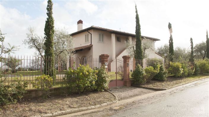 Image No.25-7 Bed Apartment for sale