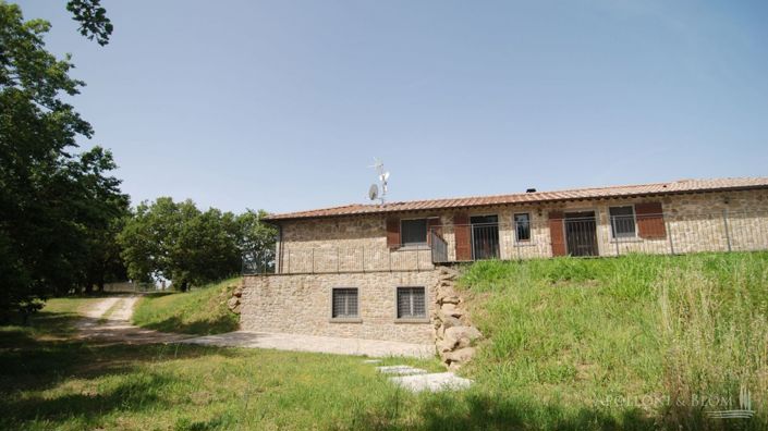 Image No.13-4 Bed Country House for sale