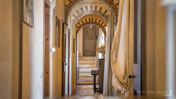 Image No.16-13 Bed Apartment for sale