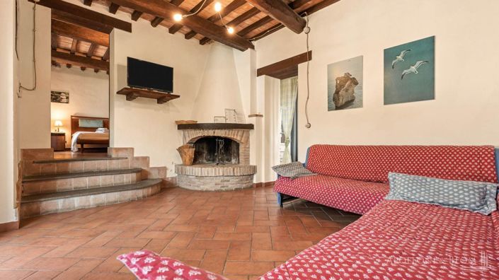 Image No.22-13 Bed Apartment for sale