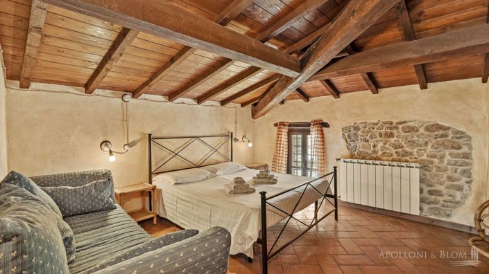 Image No.27-13 Bed Apartment for sale