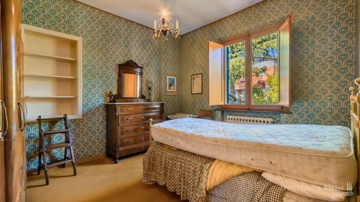 Image No.4-5 Bed Country House for sale