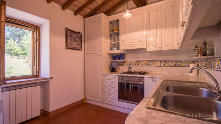 Image No.25-7 Bed Apartment for sale