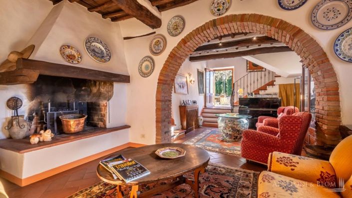 Image No.8-4 Bed Apartment for sale