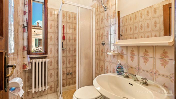 Image No.15-2 Bed Apartment for sale