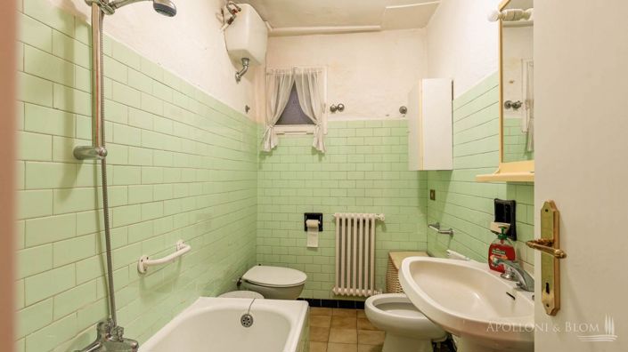 Image No.16-2 Bed Apartment for sale