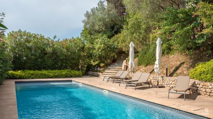 Image No.2-8 Bed Apartment for sale