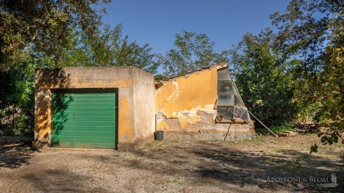 Image No.22-8 Bed Apartment for sale