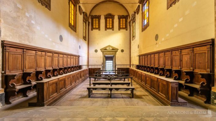 Image No.14-10 Bed Apartment for sale