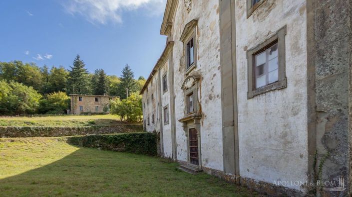 Image No.4-10 Bed Apartment for sale