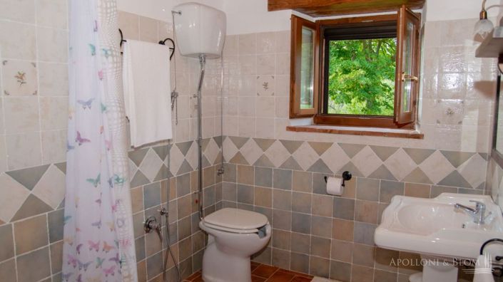 Image No.21-6 Bed Apartment for sale