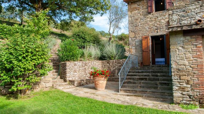 Image No.27-6 Bed Apartment for sale