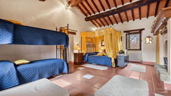 Image No.16-6 Bed Apartment for sale