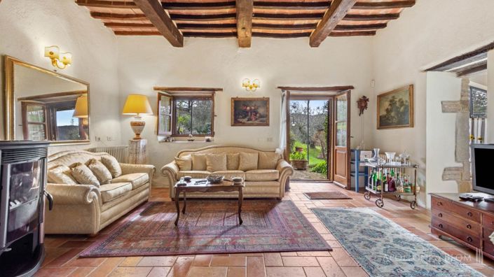 Image No.8-6 Bed Apartment for sale