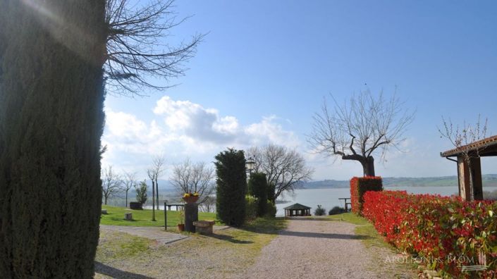 Image No.30-11 Bed Apartment for sale