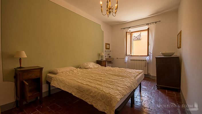 Image No.18-3 Bed Apartment for sale