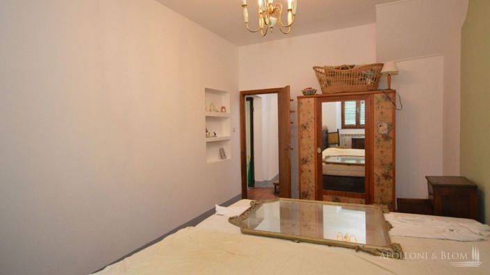 Image No.19-3 Bed Apartment for sale