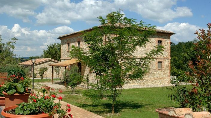 Image No.4-12 Bed Apartment for sale