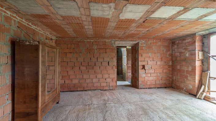 Image No.24-3 Bed Apartment for sale