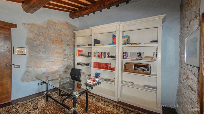 Image No.29-6 Bed Apartment for sale