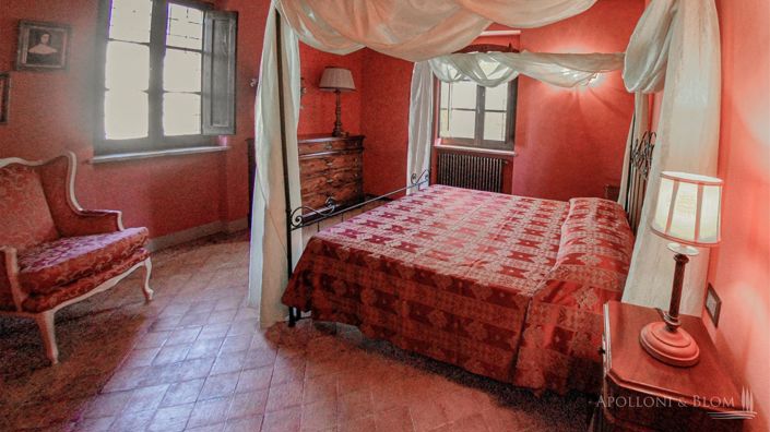 Image No.5-6 Bed Apartment for sale